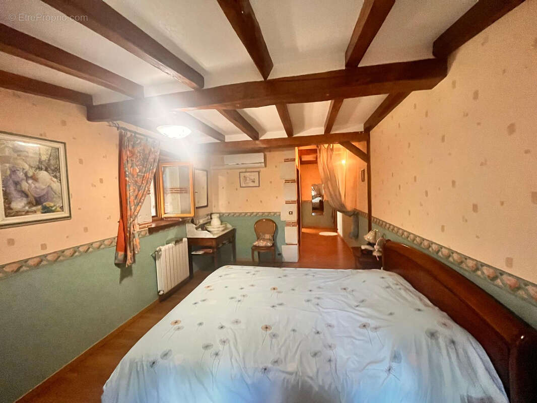 Maison à HAUTEFAGE-LA-TOUR