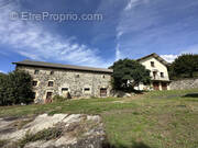 Maison à SAINT-HOSTIEN