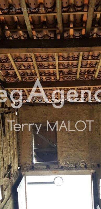 Maison à TRIE-SUR-BAISE