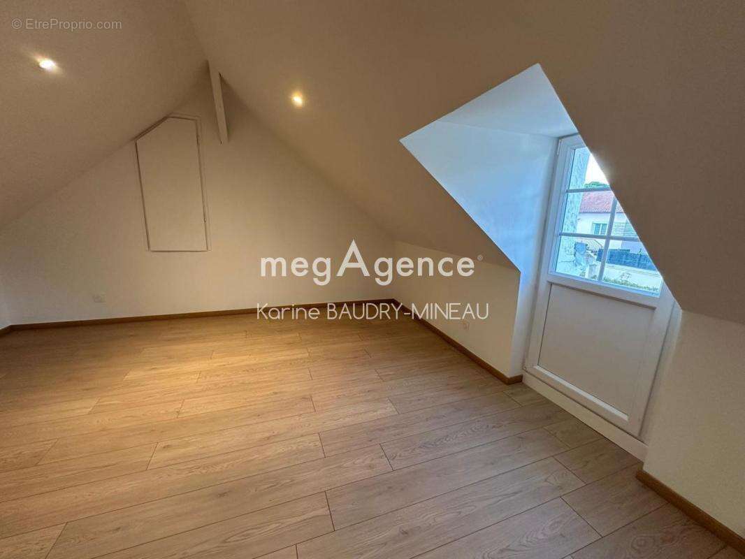 Maison à CHATELLERAULT