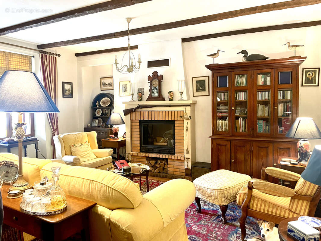 Maison à SAINT-JEAN-DE-SAUVES