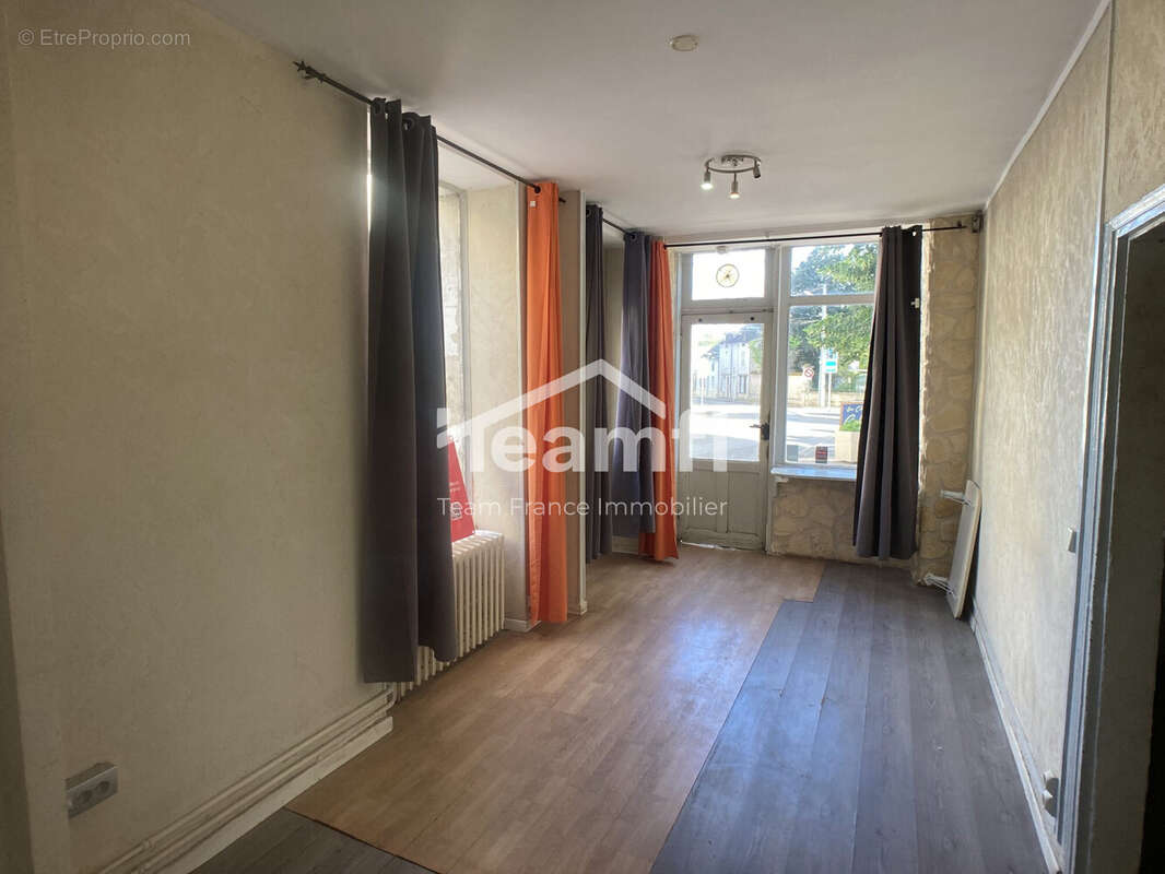 Maison à MAREUIL-SUR-ARNON