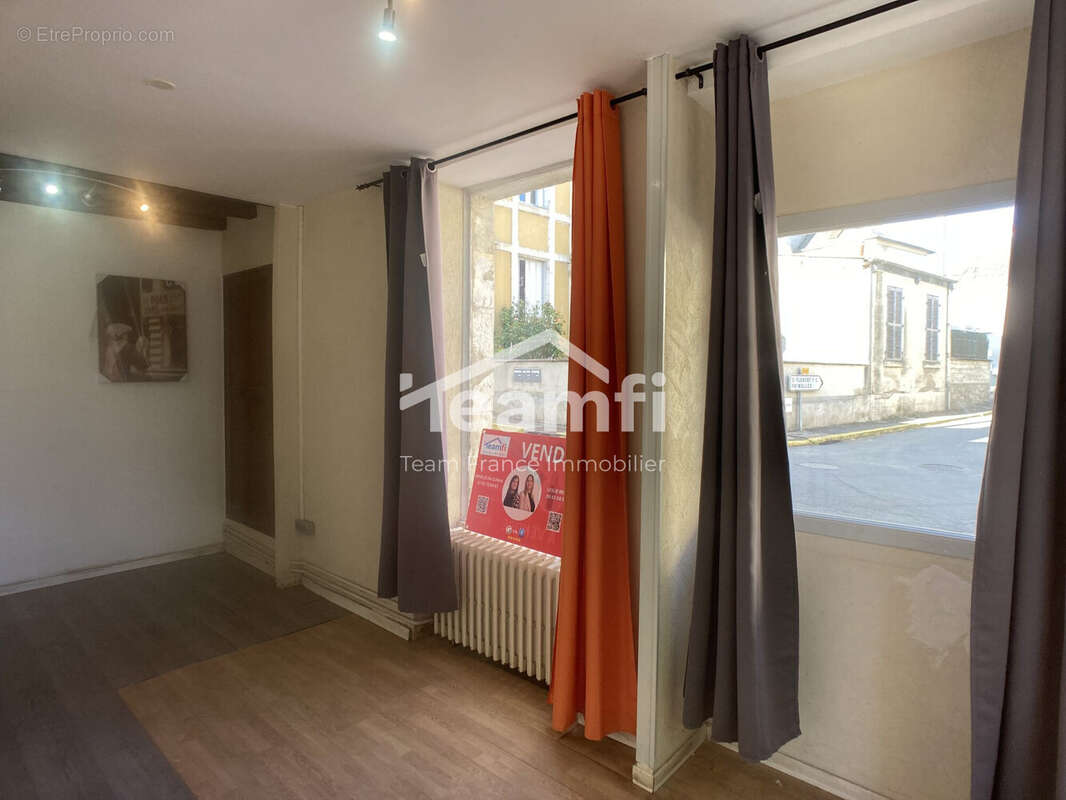 Maison à MAREUIL-SUR-ARNON