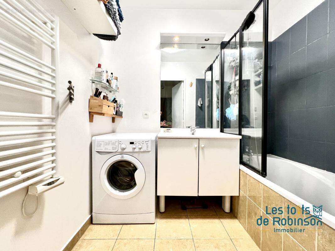 Appartement à LE PLESSIS-ROBINSON