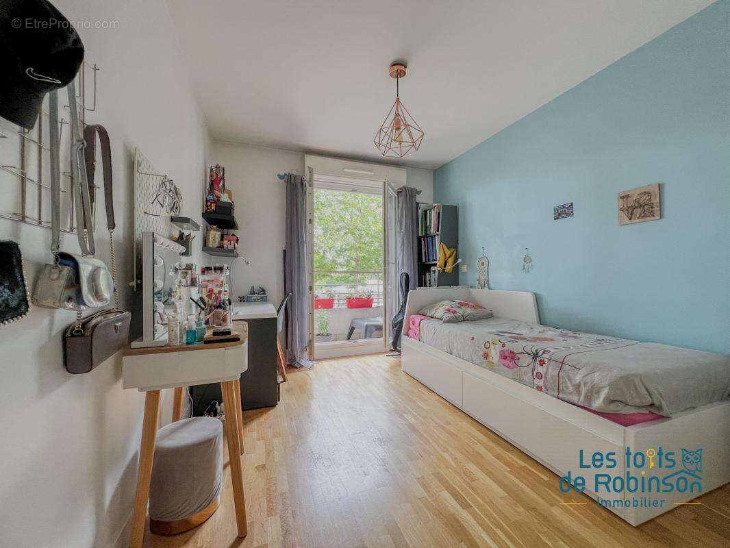 Appartement à LE PLESSIS-ROBINSON