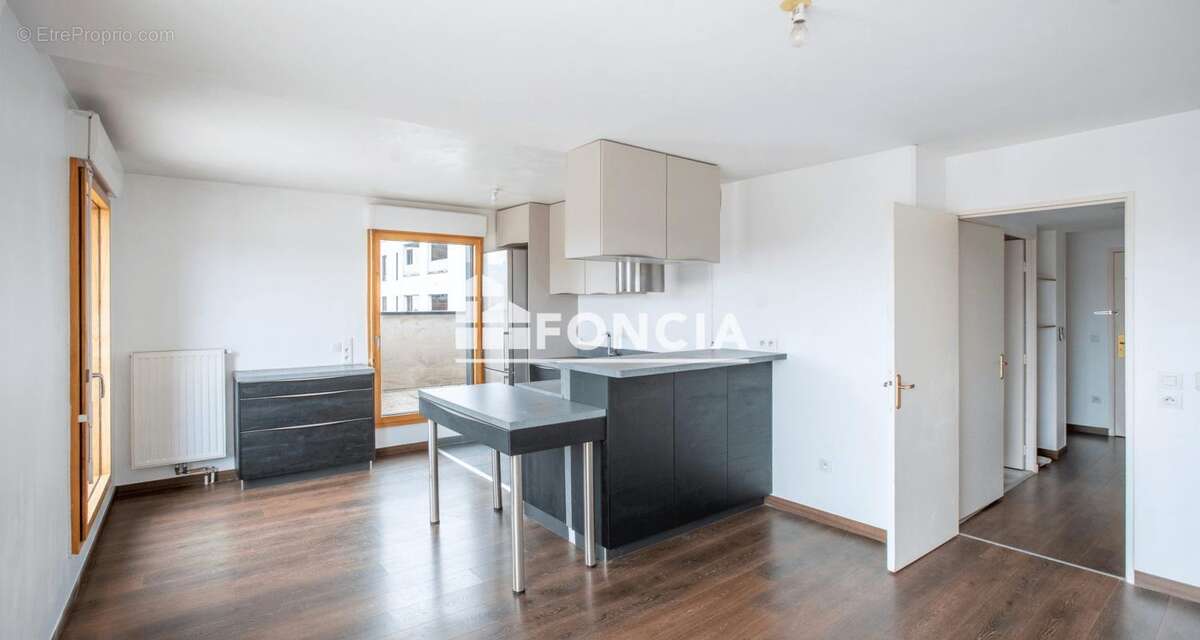Appartement à SAINT-DENIS