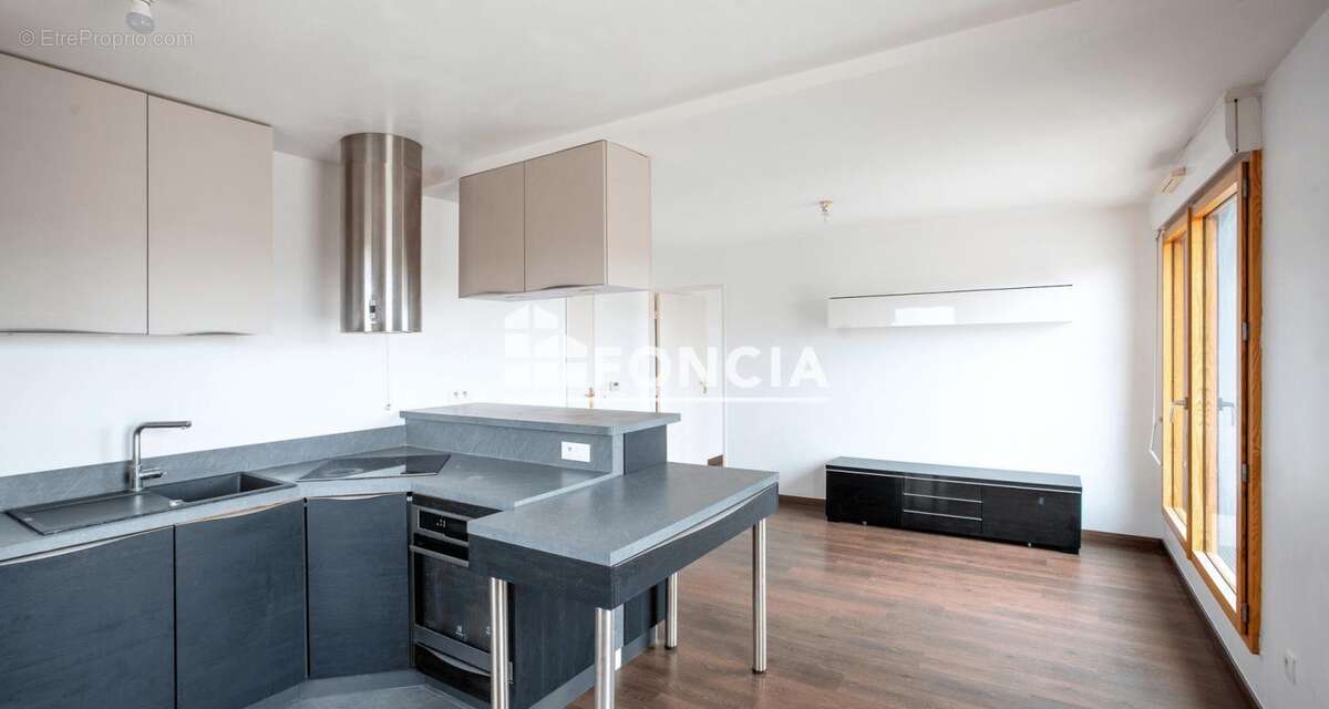 Appartement à SAINT-DENIS