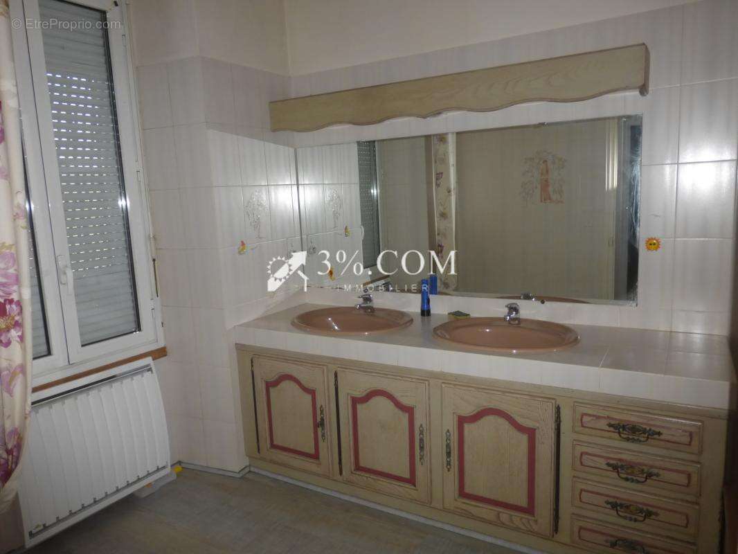 Maison à SAINT-MARTIN-DE-VALGALGUES