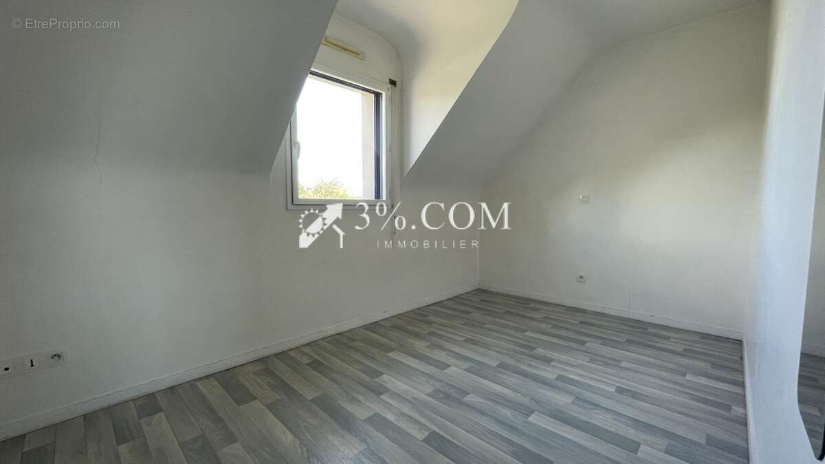 Maison à PLOUGOUMELEN