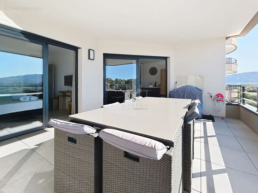 Appartement à PORTO-VECCHIO