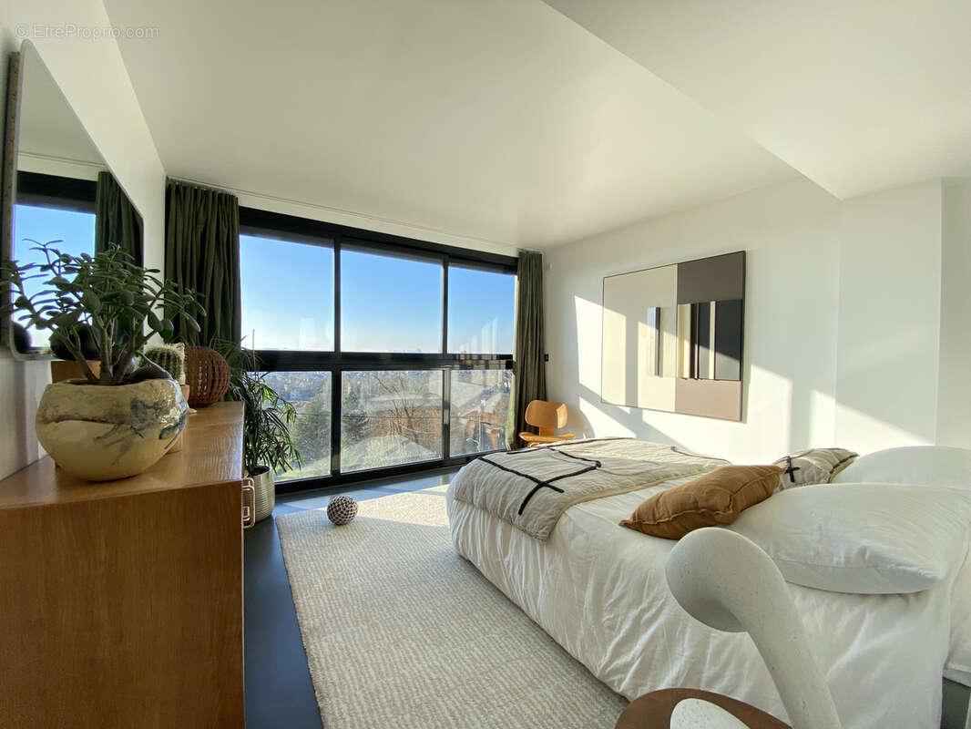 Maison à CHENNEVIERES-SUR-MARNE