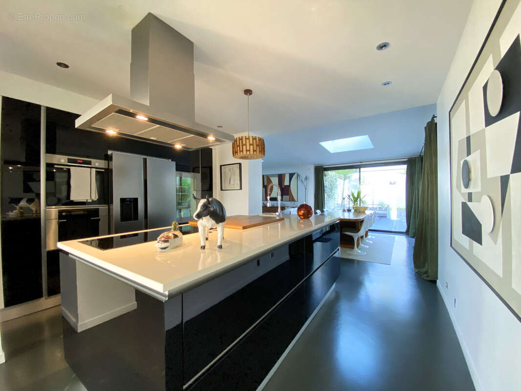 Maison à CHENNEVIERES-SUR-MARNE