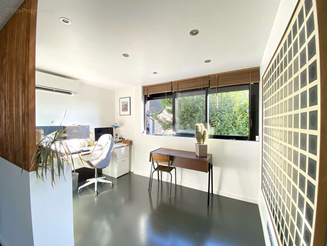 Maison à CHENNEVIERES-SUR-MARNE