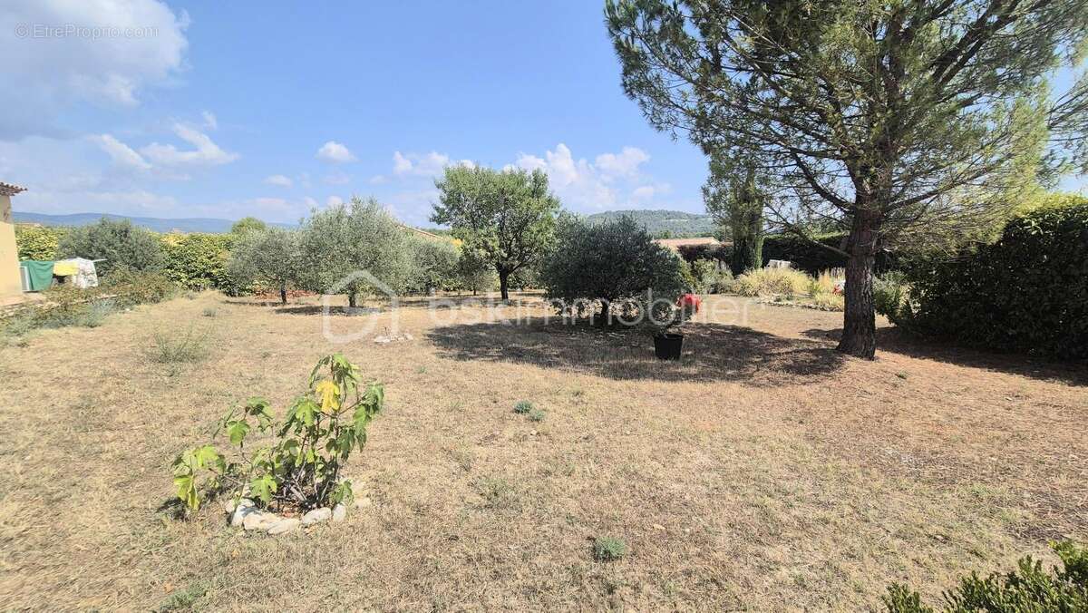 Maison à SAINT-SATURNIN-LES-APT