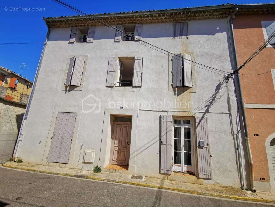 Appartement à CAUMONT-SUR-DURANCE