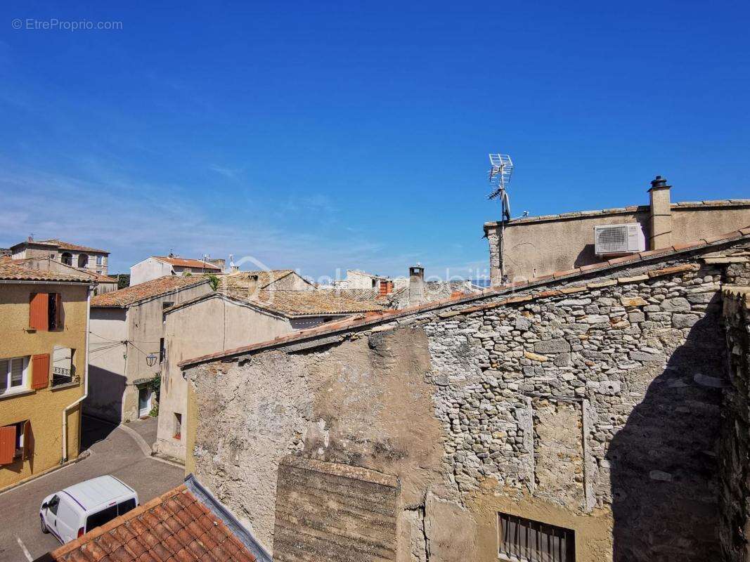 Appartement à CAUMONT-SUR-DURANCE