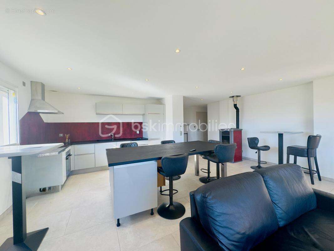 Maison à THORENS-GLIERES