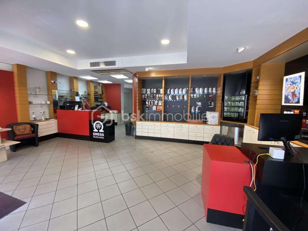 Commerce à PONT-DE-CHERUY