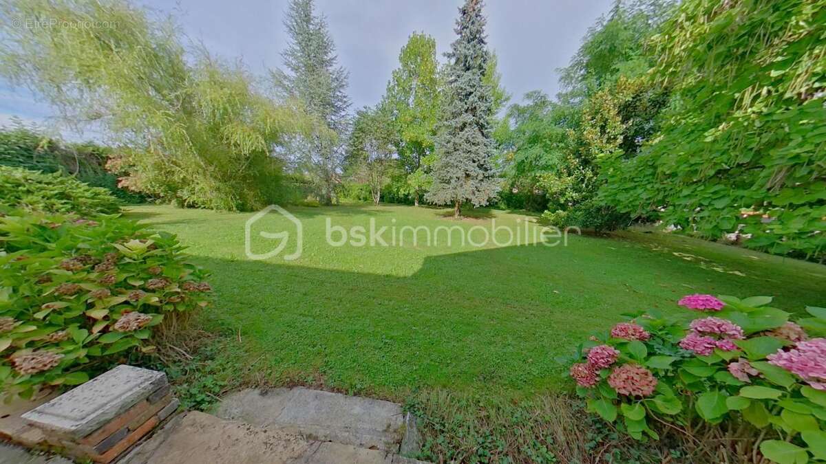 Maison à SAINT-VALERIEN