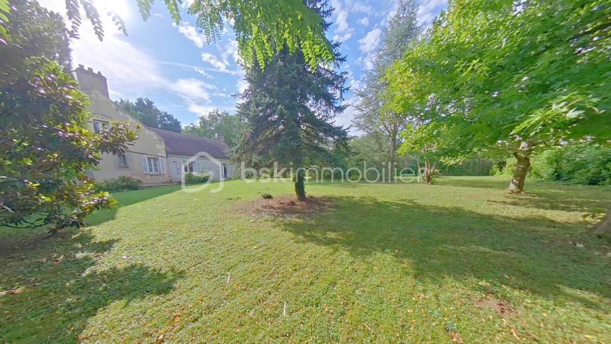 Maison à SAINT-VALERIEN