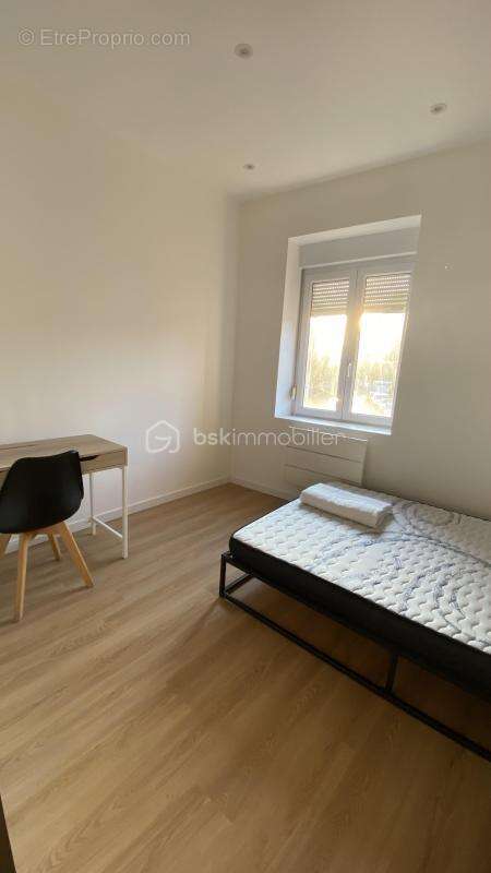 Appartement à GREZIEU-LA-VARENNE