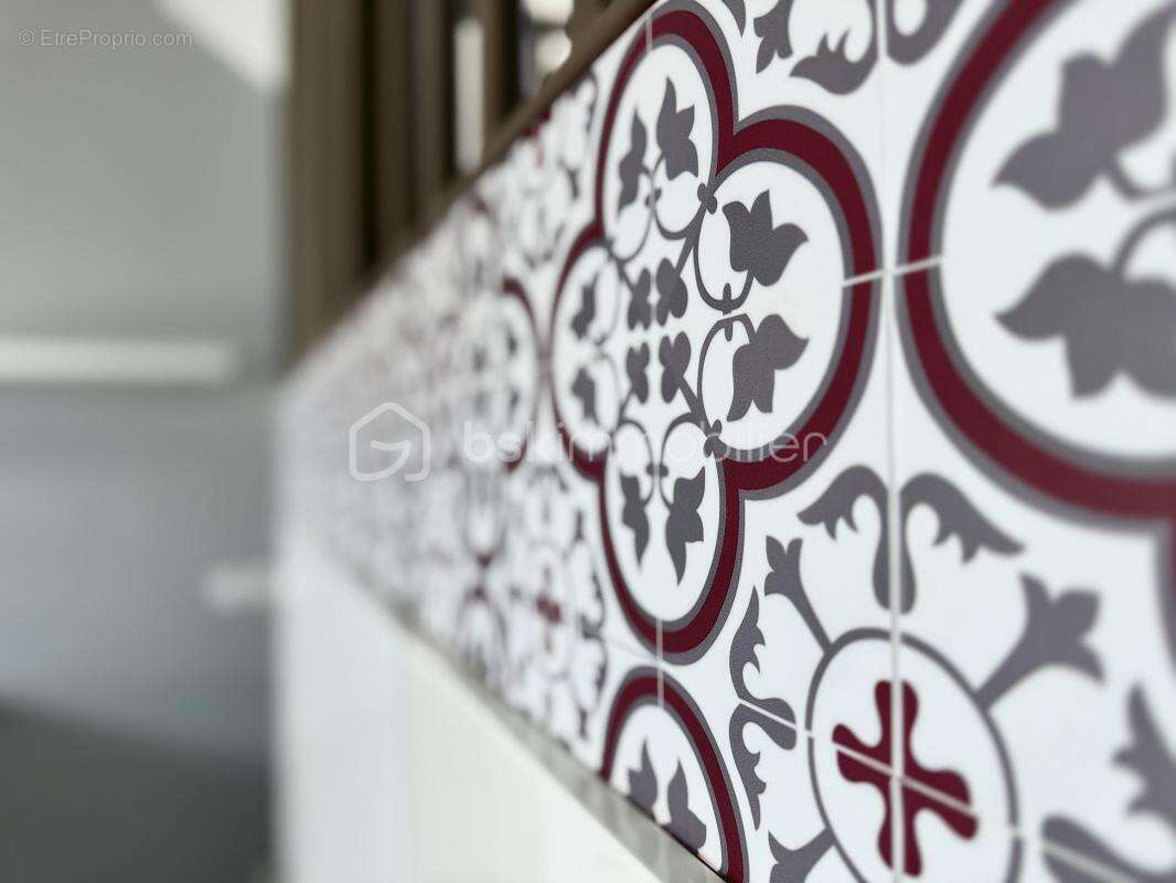 Appartement à SORGUES