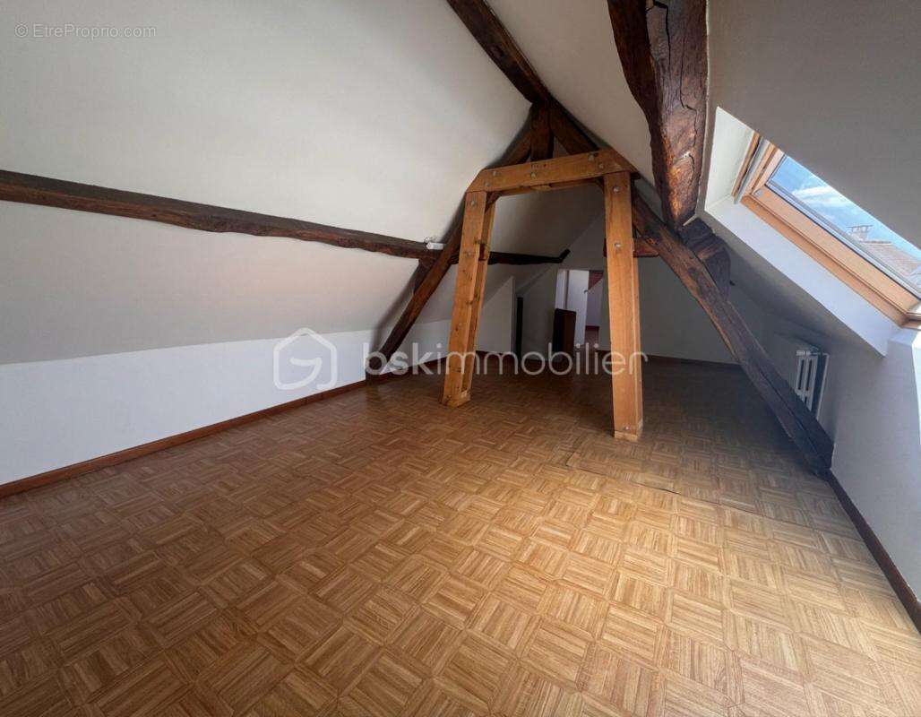 Appartement à MARINES