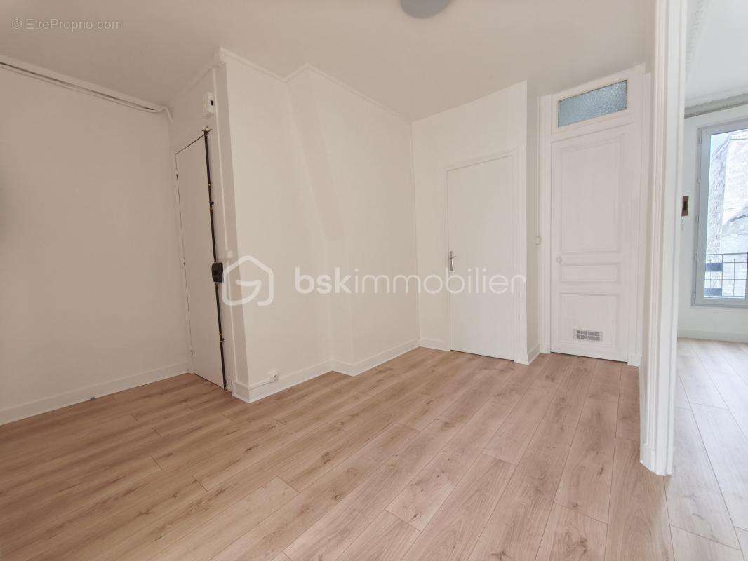 Appartement à AUBERVILLIERS
