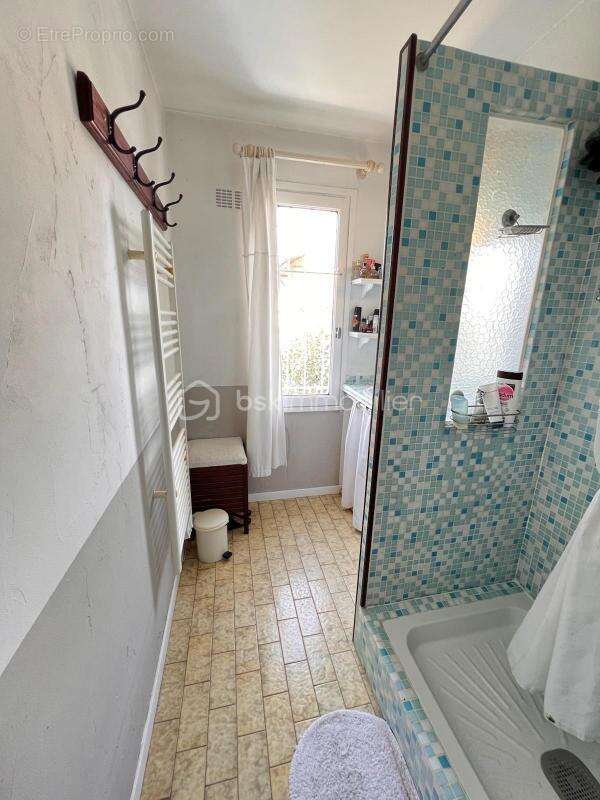 Maison à SAINT-JEAN-DE-VEDAS