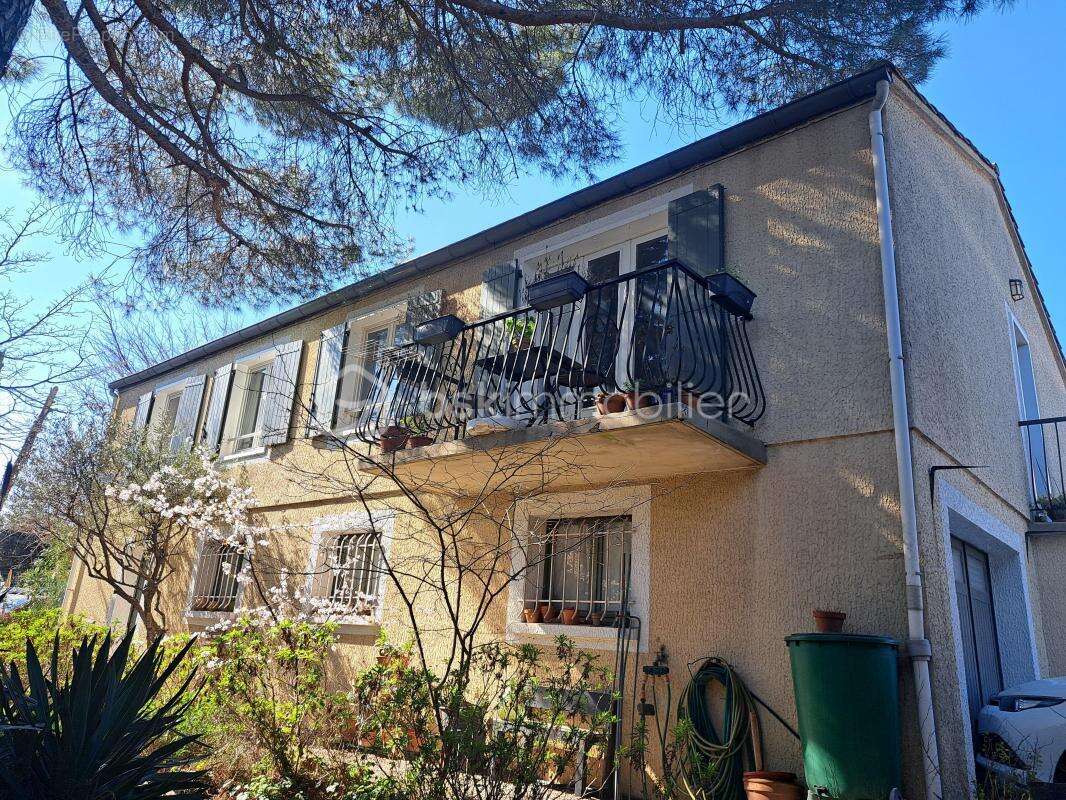 Maison à SAINT-JEAN-DE-VEDAS