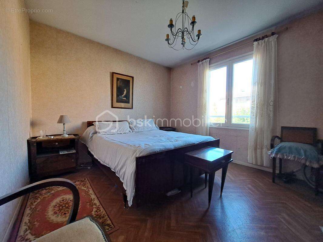 Maison à SAINT-JEAN-DE-VEDAS