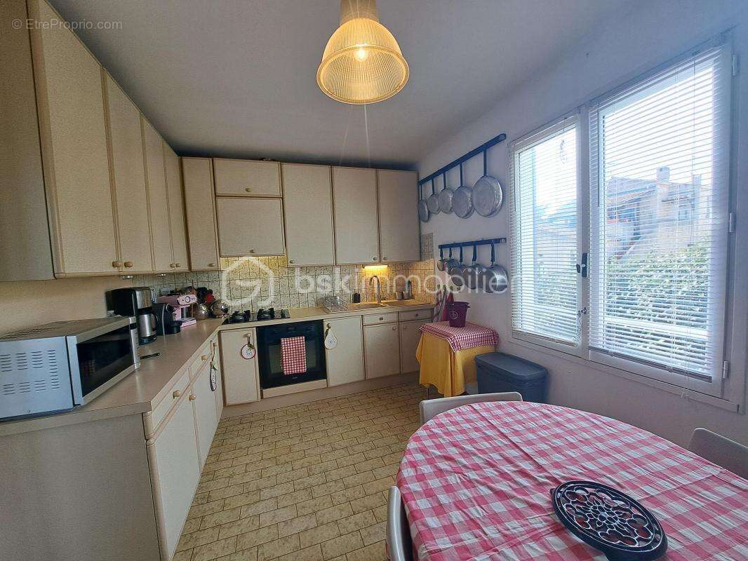 Maison à SAINT-JEAN-DE-VEDAS