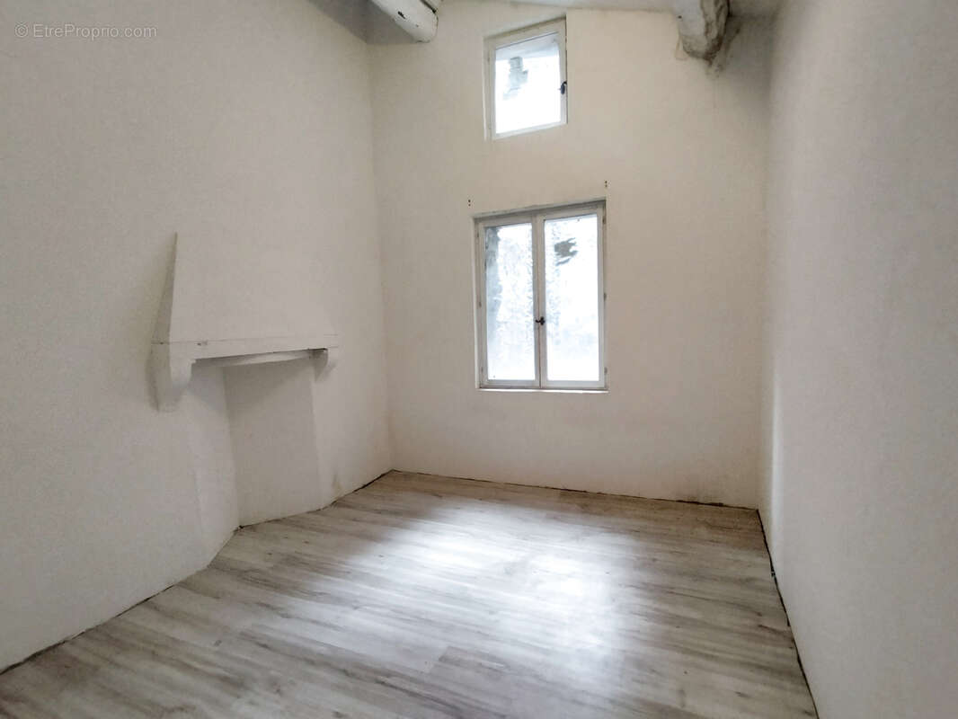 Appartement à BREIL-SUR-ROYA