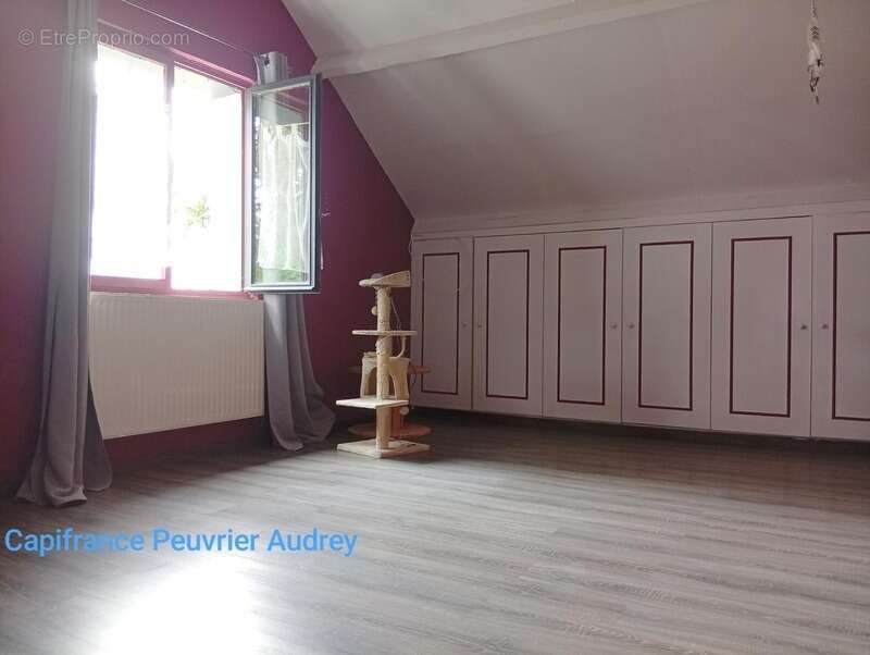 Maison à BEAUVILLIERS