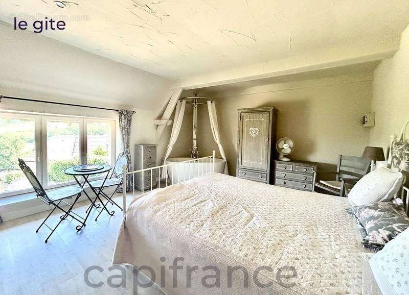 Maison à BEAULIEU-SUR-DORDOGNE