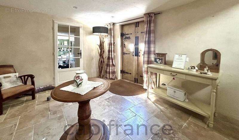 Maison à BEAULIEU-SUR-DORDOGNE