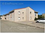 Appartement à GARONS