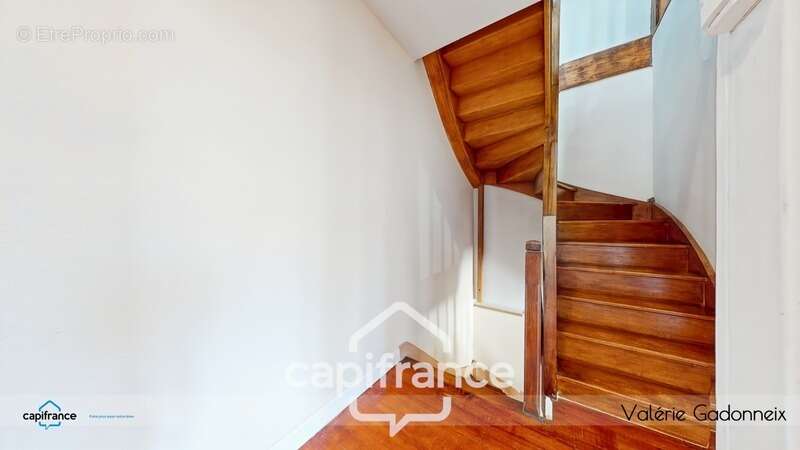 Maison à GENSAC-LA-PALLUE