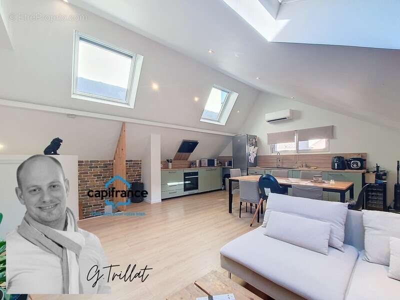 Maison à SAINT-CLAIR-DE-LA-TOUR