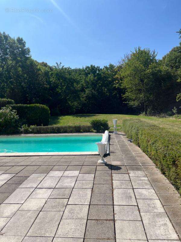 Maison à MARCILLY-SUR-SEINE