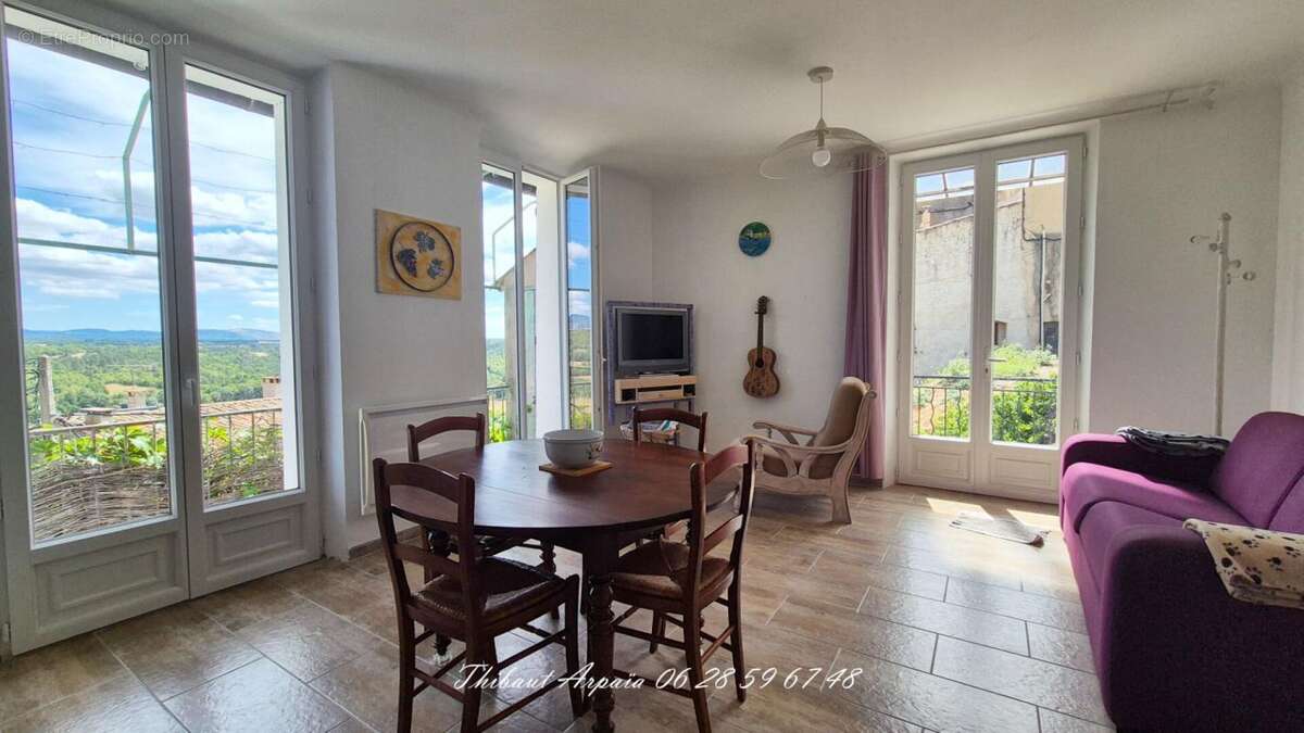 Appartement à PUIMOISSON