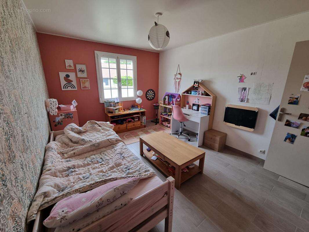 Maison à SAINT-REMY-SUR-AVRE