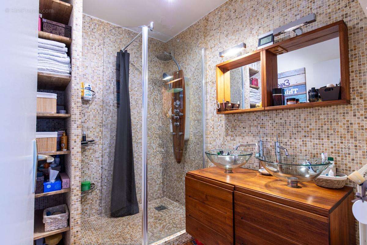 Appartement à VERNEUIL-SUR-SEINE