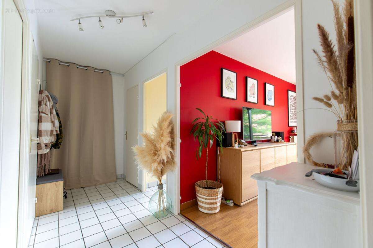 Appartement à VERNEUIL-SUR-SEINE