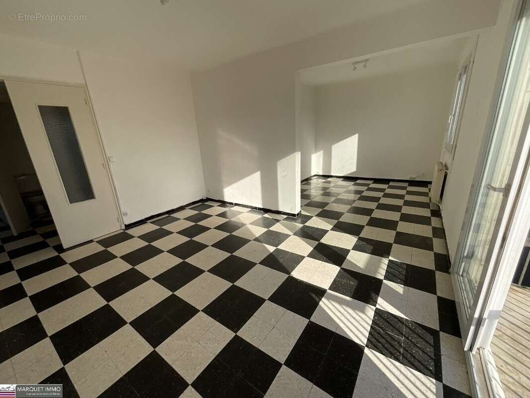 Appartement à BEZIERS