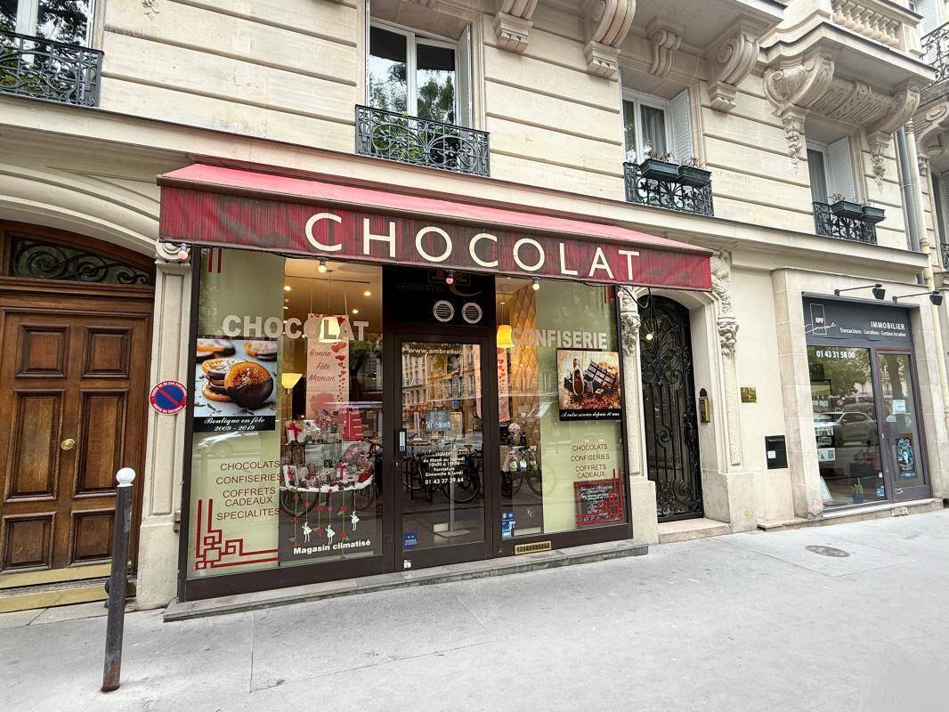 Commerce à PARIS-5E