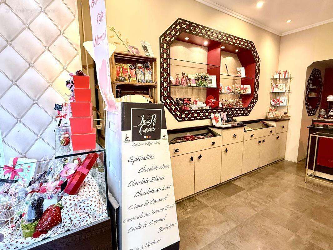 Commerce à PARIS-5E