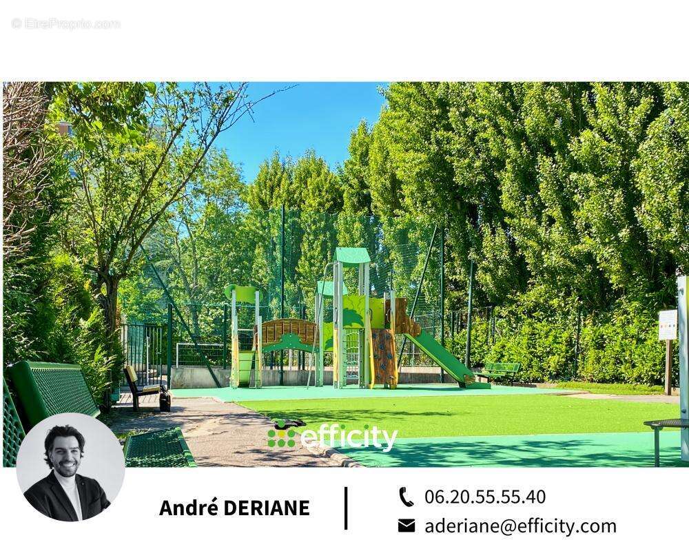 Appartement à FONTENAY-LE-FLEURY