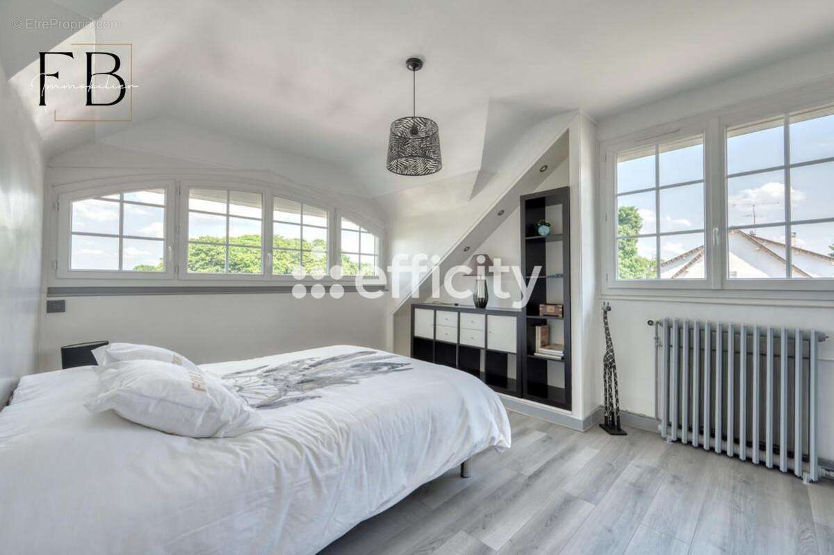 Maison à BOUFFEMONT