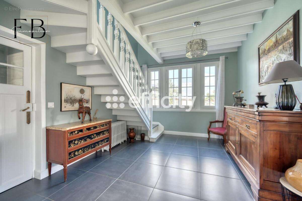 Maison à BOUFFEMONT